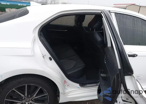 2021 Toyota Camry Se z USA, uszkodzony, nr VIN 4T1G11AK9MU524145